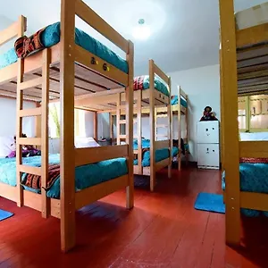 Guest house Wayruro House