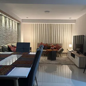 Apartment Residencial Chavez Concha / Cusco