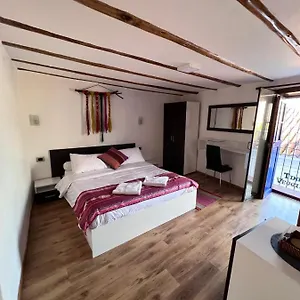 Bed & Breakfast Casona Les Pleiades Cusco