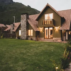 Del Valle Sagrado Villa *