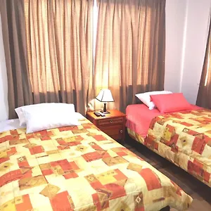 La Del Pony Aparthotel