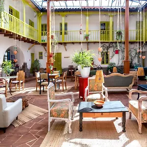 Ninos Fierro Hotel 2*