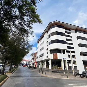 El Puma Hotel 3*