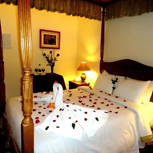 Midori Hotel