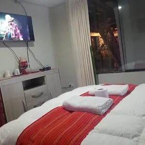 Yllaris'inn 2 * Куско