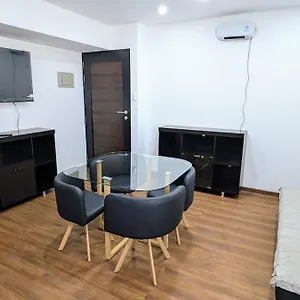 Brand New Full In The Heart Of Apartment