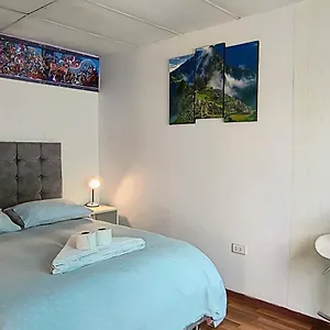 Ukukus House Apartment