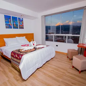 Apart-hotel Latinos House